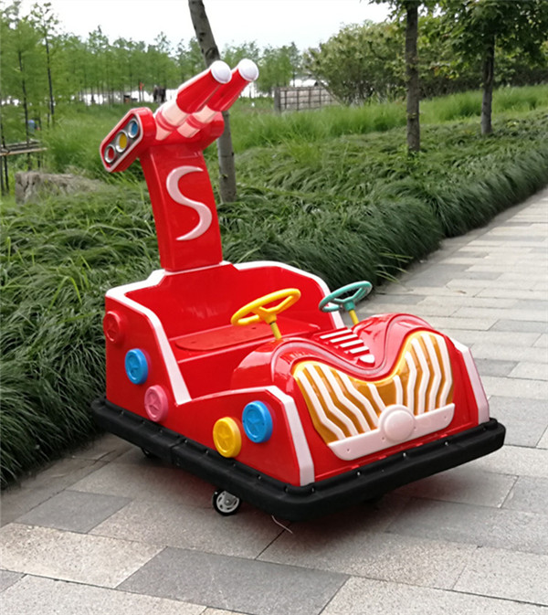 超級(jí)戰(zhàn)車(chē) (25)